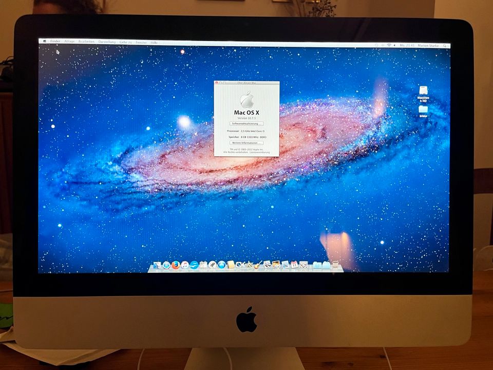 Apple iMac 21‘ Quad-Core i5, 8GB RAM, 500 GB HD in Berlin