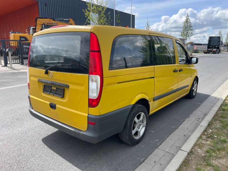 Mercedes-Benz Vito Kombi 113 CDI CREW lang Klima 9 Sitzer in Rosdorf