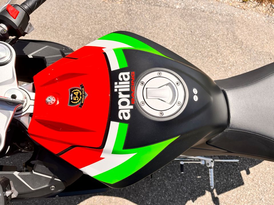 Aprilia RS 125 Replica, Baujahr 2021 in Neuötting