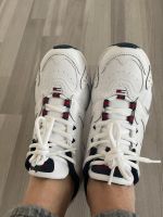 Tommy Hilfiger sneaker Nordrhein-Westfalen - Langenfeld Vorschau