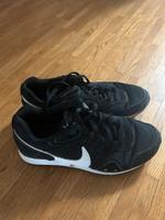 Nike Sneaker Gr.37 Frankfurt am Main - Kalbach Vorschau