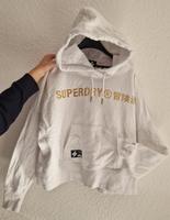 Weißer Superdry Pullover mit goldener Aufschrift- Größe 44 Duisburg - Rumeln-Kaldenhausen Vorschau