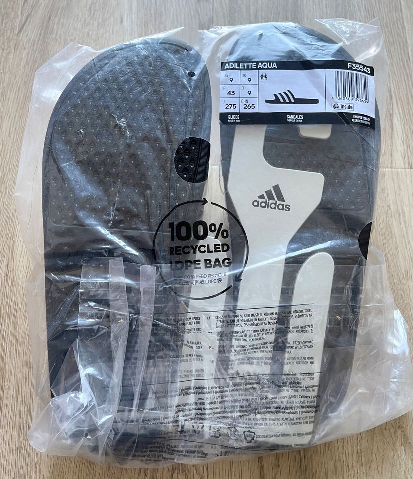 Adidas Adilette AQUA Badesandale Badeschuh Gr 43 /9 schwarz-weiß in Seevetal