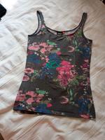 Achselshirt Trägerhemd Only Gr XS Sachsen - Eppendorf Vorschau