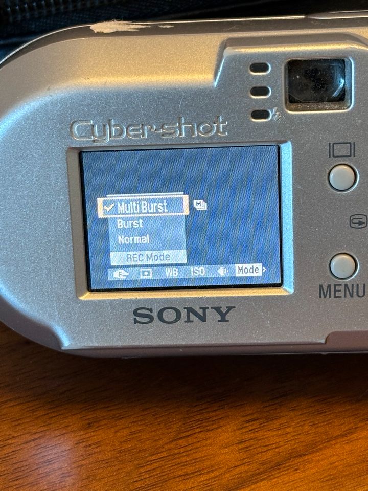 sony cybershot DSC-P73 Sony Digitalkamera in Schönenberg-Kübelberg
