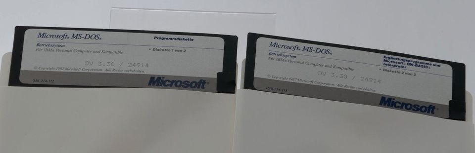 IBM AT Microsoft MS DOS 3.3, 5,25" Disks + Dokumentation, vintage in Fürstenfeldbruck