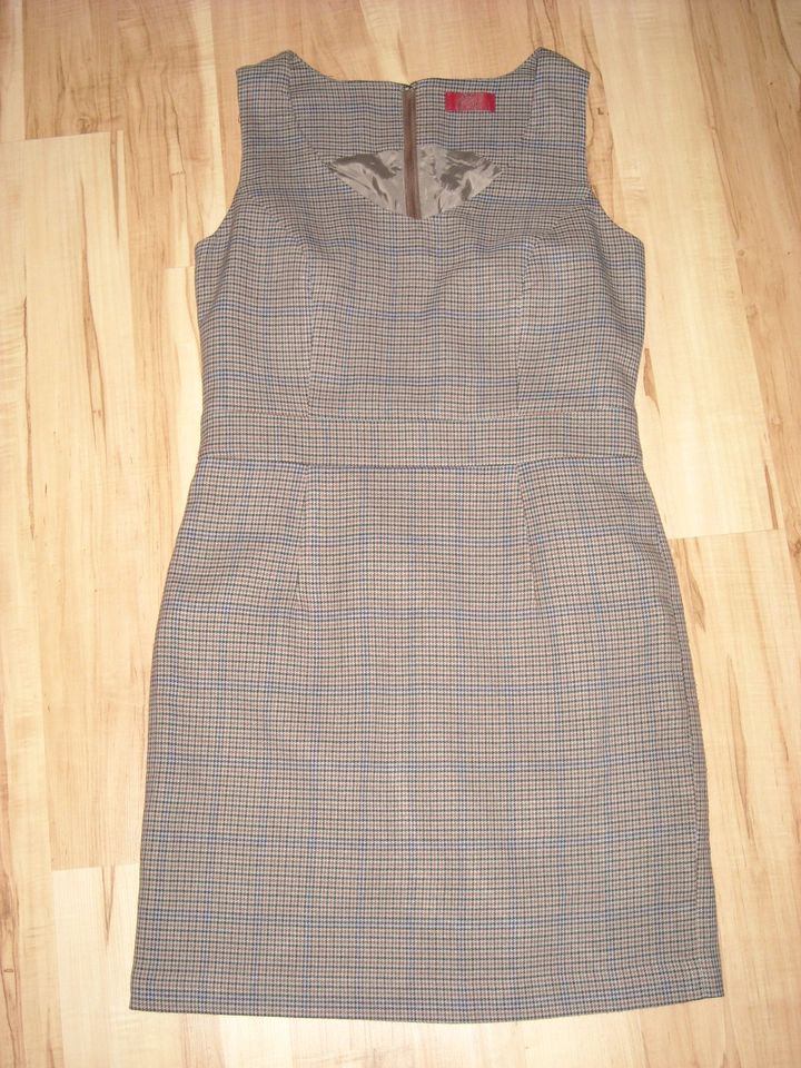 Elegantes Etuikleid Kleid in Gr. 38 von Vivien Caron in Neu Wulmstorf