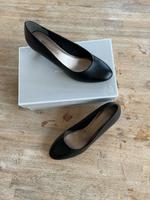 Tamaris, Leder, Pumps, schwarz, 40 Berlin - Treptow Vorschau