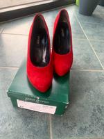 Paul Green, Pumps wie neu, Fbe. rot, Gr. 41/2 Baden-Württemberg - Forst Vorschau