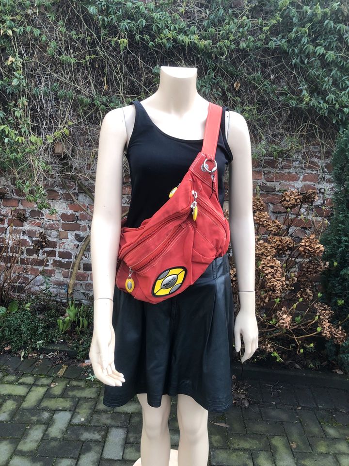 Dockers Umhänge Tasche Rücksäcke Crossbody Schultertasche in Gladbeck