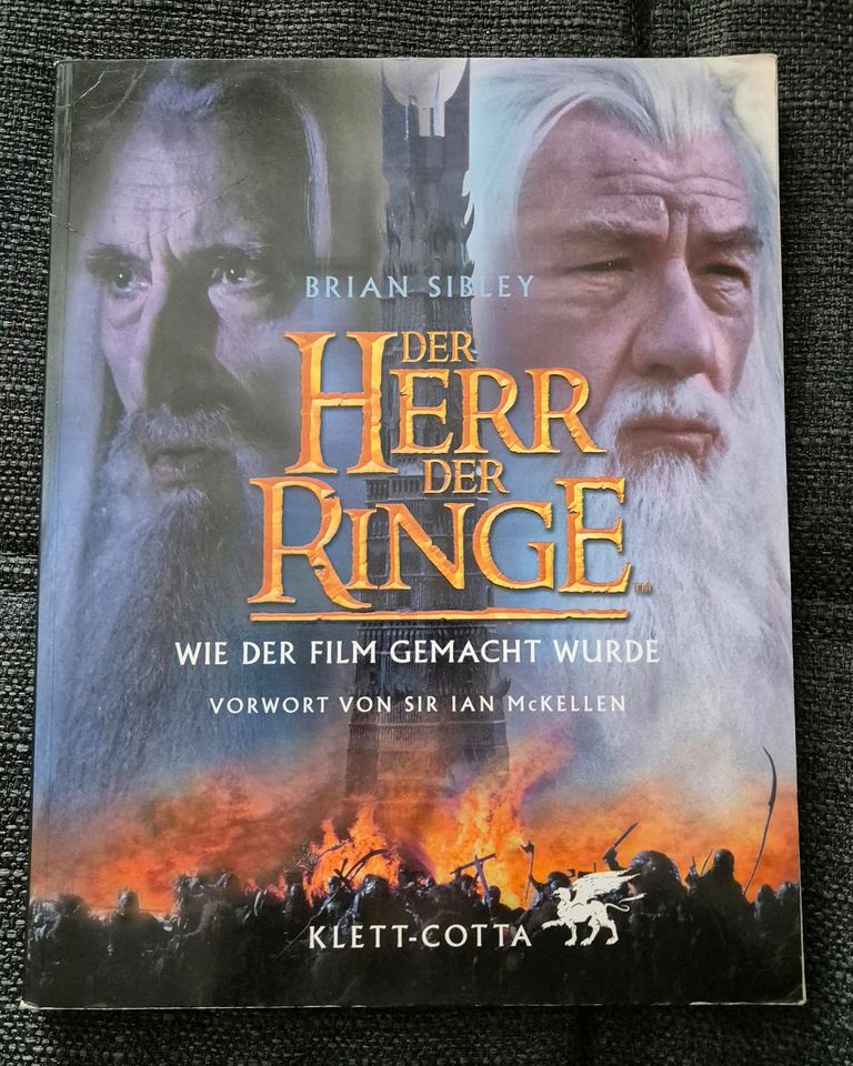 Buch Herr der Ringe mit Autogramme in Niebüll