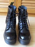 Dr. Martens Jadon Plateau Düsseldorf - Bilk Vorschau