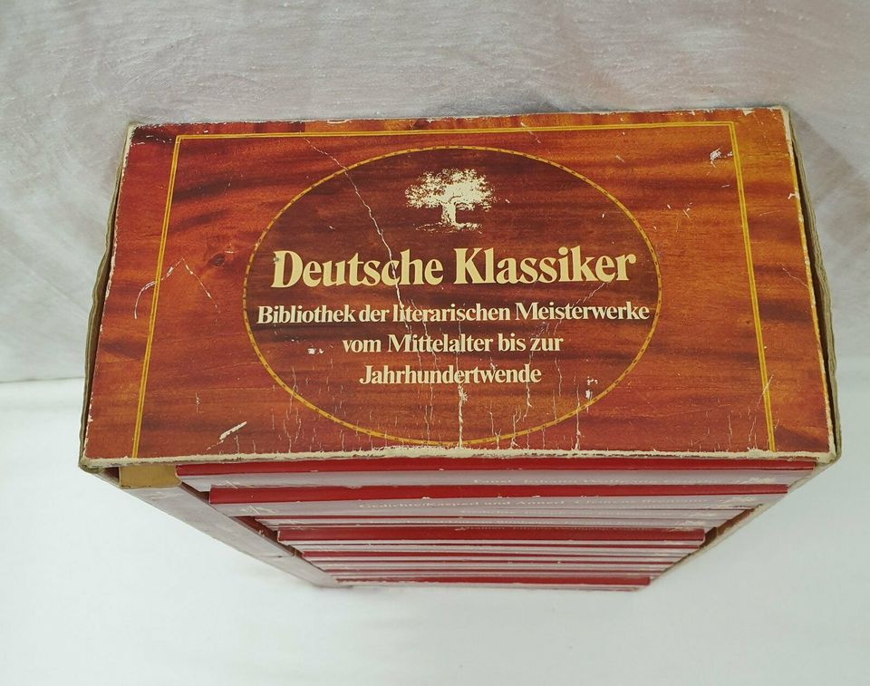 Konvolut, 20 Bücher "Deutsche Klassiker - literar. Meisterwerke" in Kassel