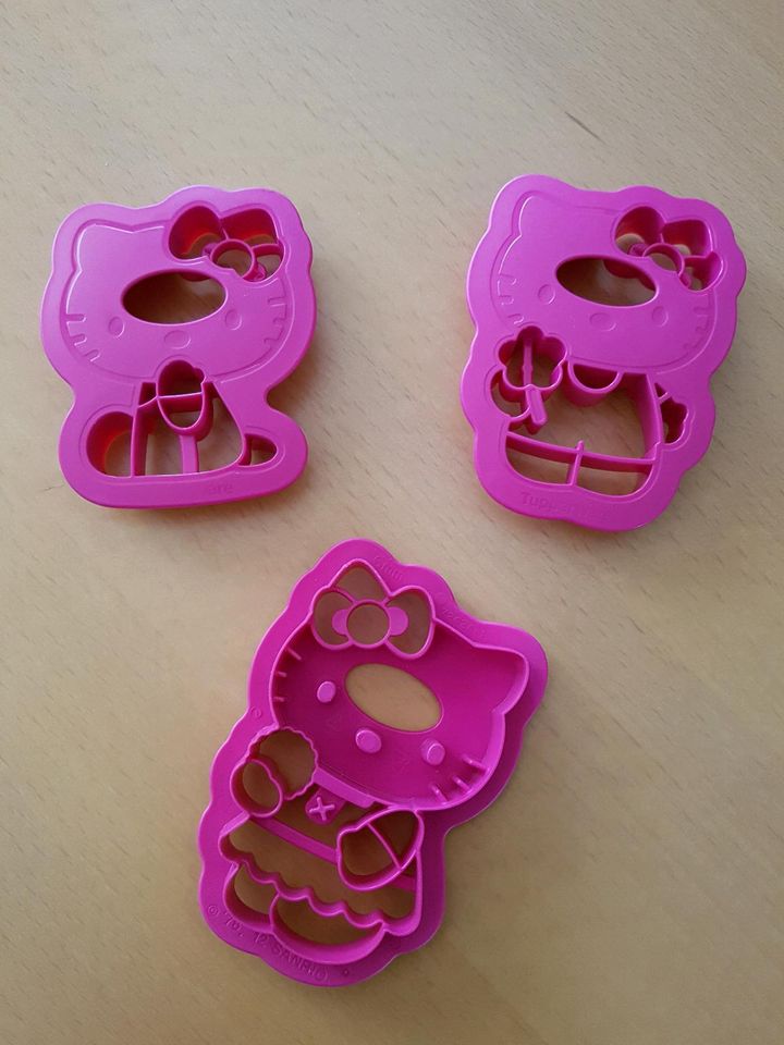 3er Set, Tupperware 3D Ausstecher, Hello Kitty in Iggingen