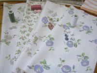 Laura Ashley 80er Stoffreste Rose Sapphire Patchwork/Basteln Rheinland-Pfalz - Sankt Aldegund Vorschau