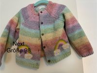 Next Regenbogen Jacke weich Größe 98 Strickjacke Nordrhein-Westfalen - Monheim am Rhein Vorschau