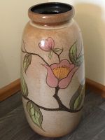 Vase mit Blumenmuster Nordrhein-Westfalen - Waltrop Vorschau