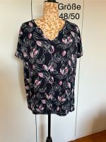 Shirt Top blau Tulpen *gina benotti* Größe 48/50 Niedersachsen - Hagenburg Vorschau