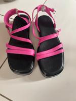 Görtz Sandalen Gr 39 neu Sachsen-Anhalt - Schönebeck (Elbe) Vorschau