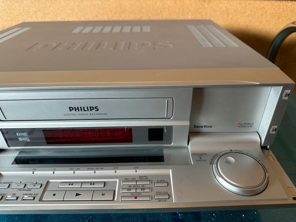 PHILIPS VR 20 D Digital Video Recorder DVHS in Frankfurt am Main