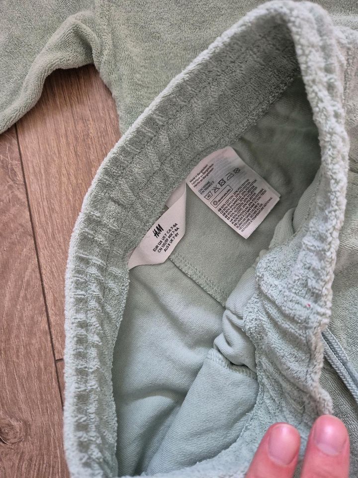 H&M Jogginganzug Frottee mintgrün Gr. 128 in Troisdorf