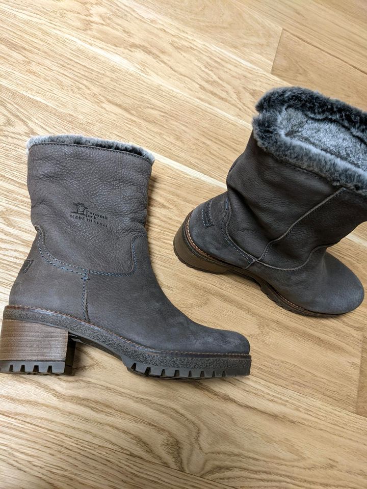 Panama Jack piola braun grau neuwertig 38 winterstiefel  leder in Frankfurt am Main