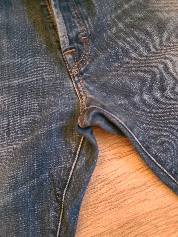 Jeans Boss Orange W32/L34 in Dörpen