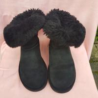 UGG damen Lammfellstiefel gr.38/39 schwarz fast neu, Wildleder West - Höchst Vorschau