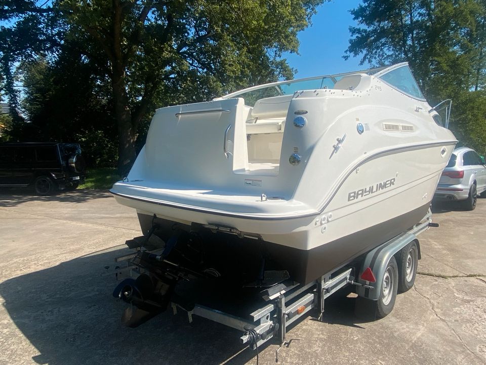 Motorboot Sportboot Bayliner 245 SB aus EW 2014 in Brandenburg an der Havel