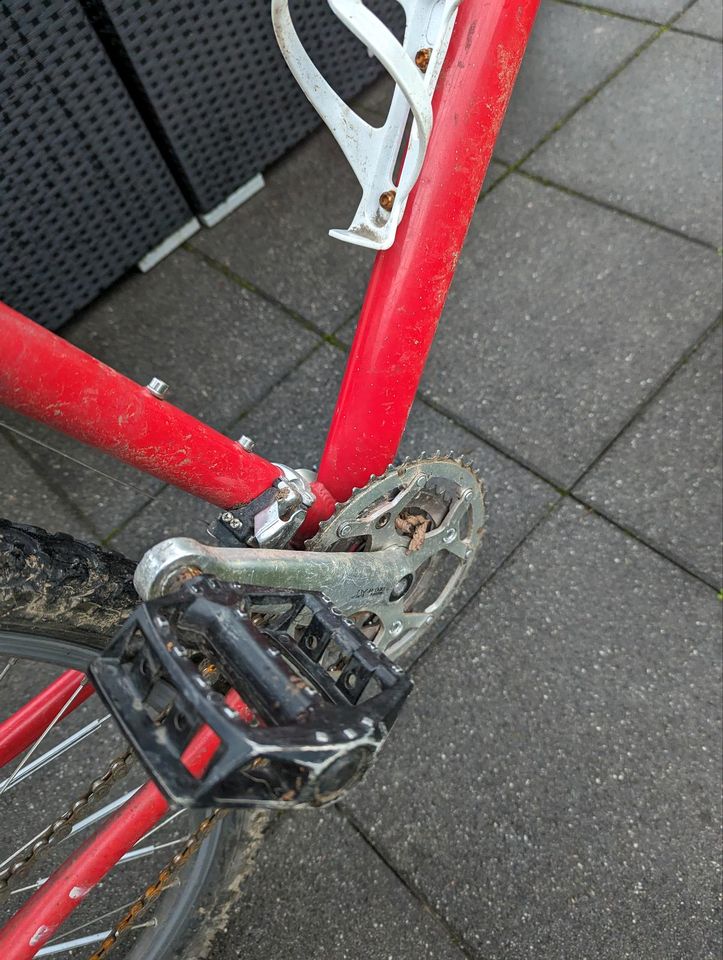 Mountainbike rot in Aachen