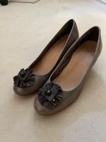 Lederpumps "Tamaris", khakifarben, Gr. 39 München - Sendling-Westpark Vorschau