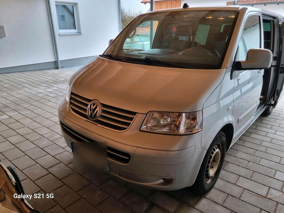 Volkswagen T5 Multivan in Kelheim