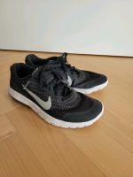 Nike flex experience rn4 Schuhe Sneaker Laufschuhe Turnschuhe Baden-Württemberg - Königsfeld Vorschau