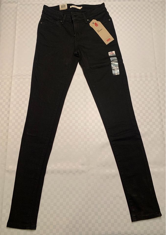 Neue Schwarze Levi’s 711 Skinny Jeans, Größe W26 L32 in Hemmoor