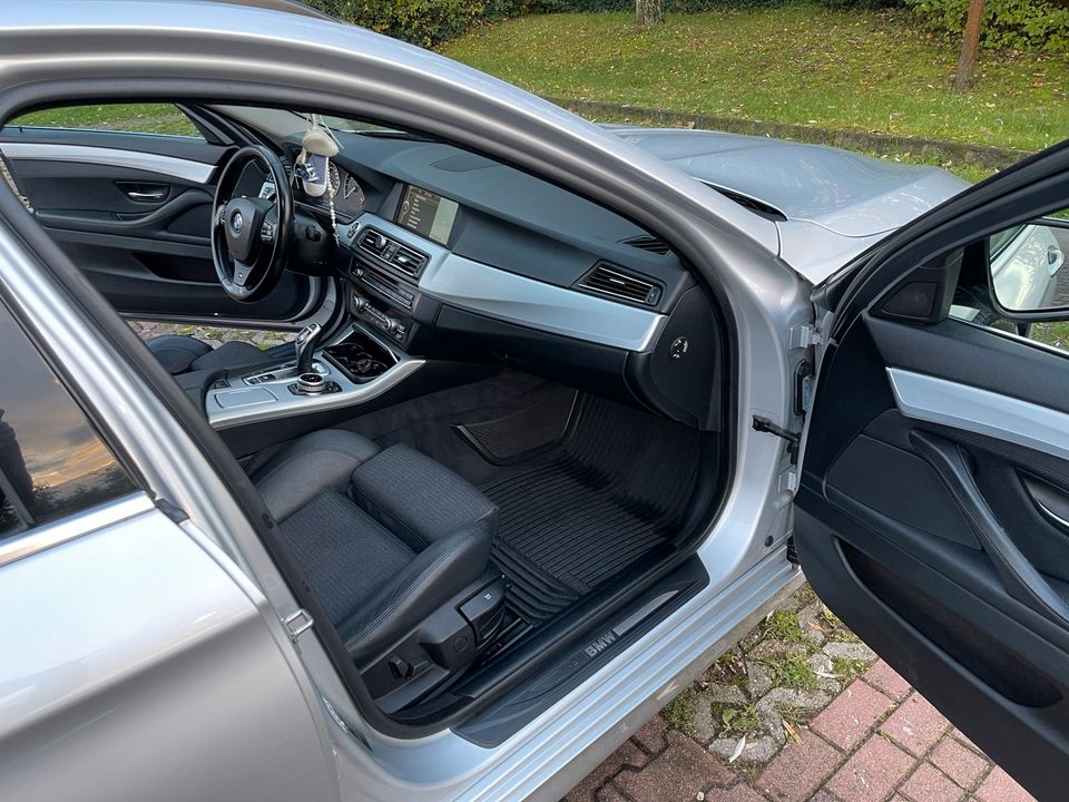 BMW 530 XD ! Möglicher Ersatz für ein kleineres Auto in Halle