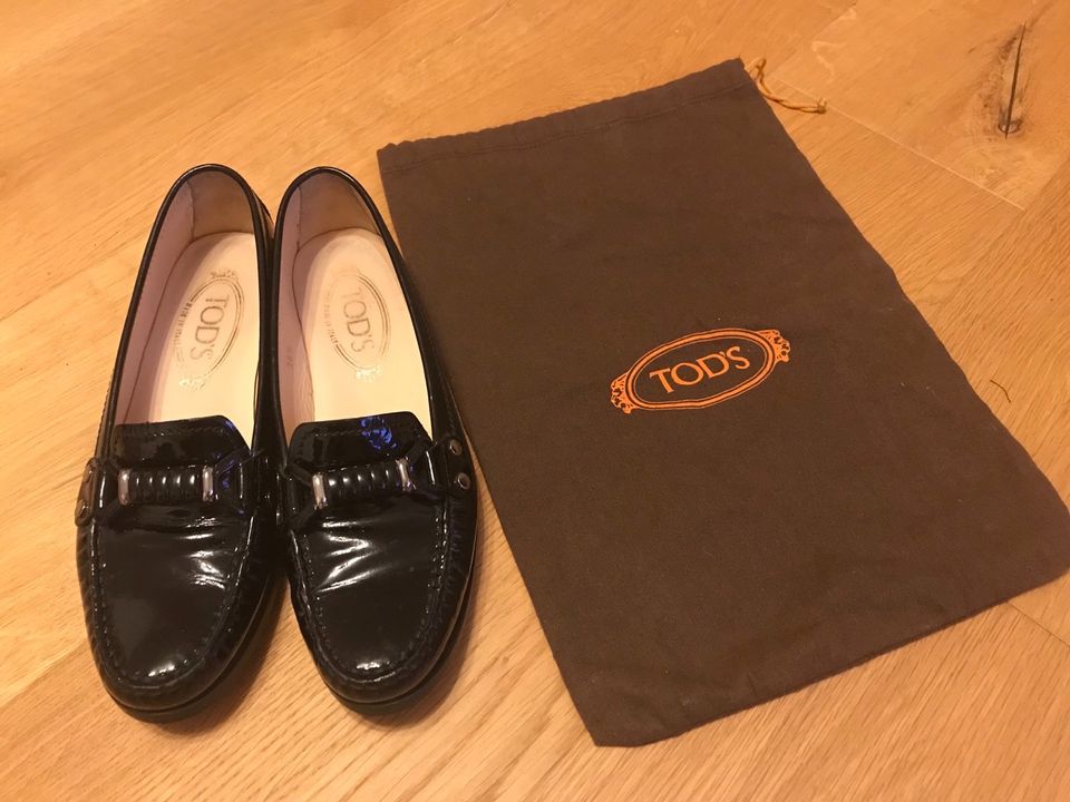 Tolle TOD‘S Schuhe Loafer Lack Leder schwarz 36,5 in Streitberg