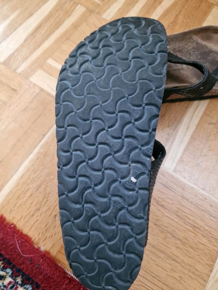 Birkenstock Gizeh Black snake Gr. 42 in Oberschleißheim