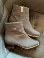 Ara Stiefelette Luftpilster Sohle Gr. 4,5 - wie neu Nordrhein-Westfalen - Lippstadt Vorschau
