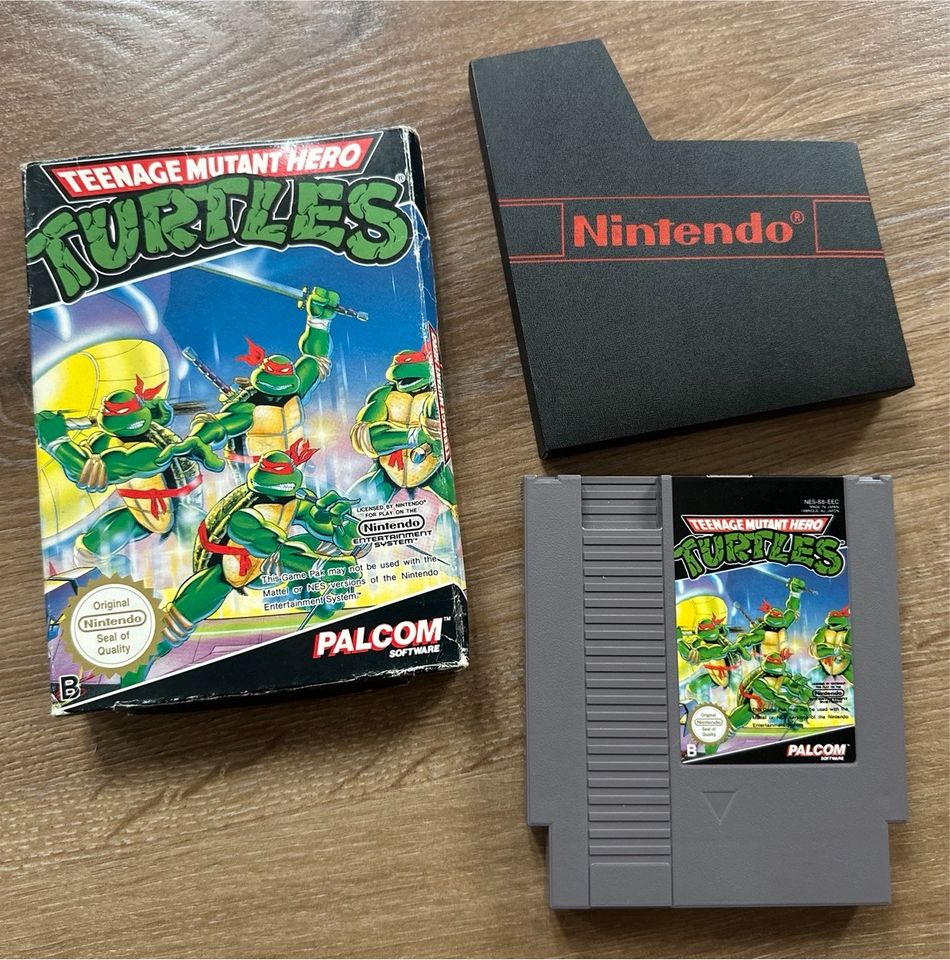 Teenage Mutant Hero Turtles fürs NES mit OVP in Bochum