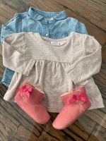 Mädchen Set Langarm Shirt , Jeanshemd + Boots Nordrhein-Westfalen - Oberhausen Vorschau