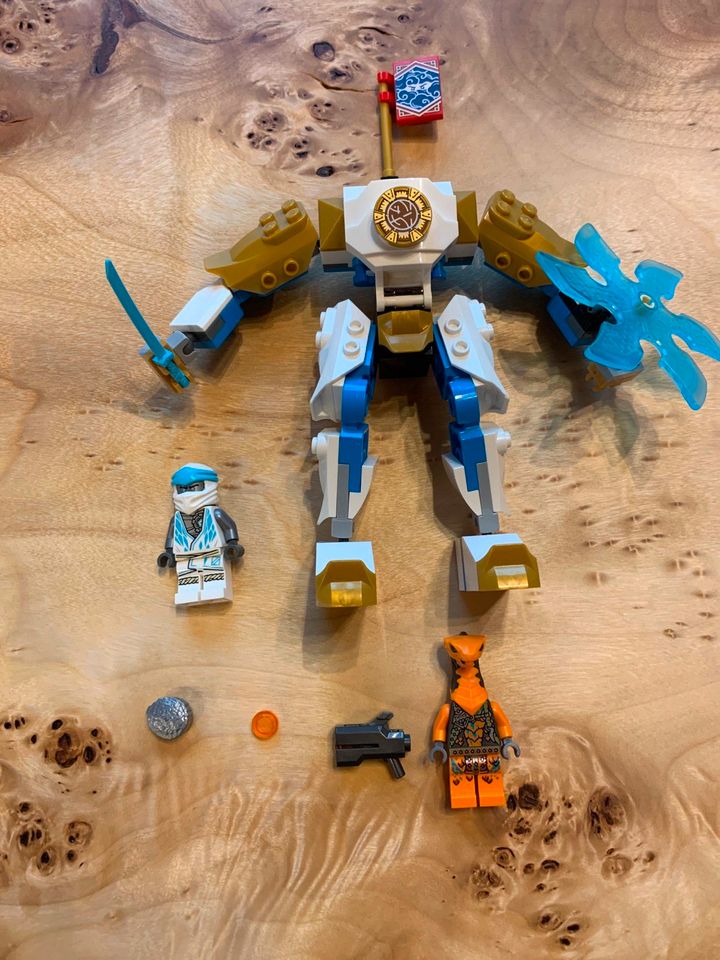 LEGO 71761 NINJAGO Zanes Power-Up-Mech inkl. Versandkosten in Villingen-Schwenningen