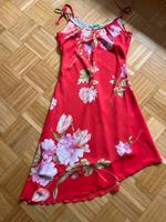 Benetton Sommerkleid Kleid Gr. 36 rot Blumen Top* Kr. München - Haar Vorschau