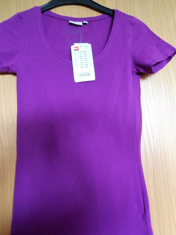 Neu, mit Etikett, Damen-Shirt, Stretch, lila, Größe XS, Sommer in Rostock