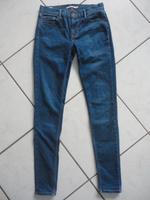 Damenjeans / Hüfthose  LEVIS 710 super skinny  29 / 32  NEUWERTIG Rheinland-Pfalz - Grünstadt Vorschau