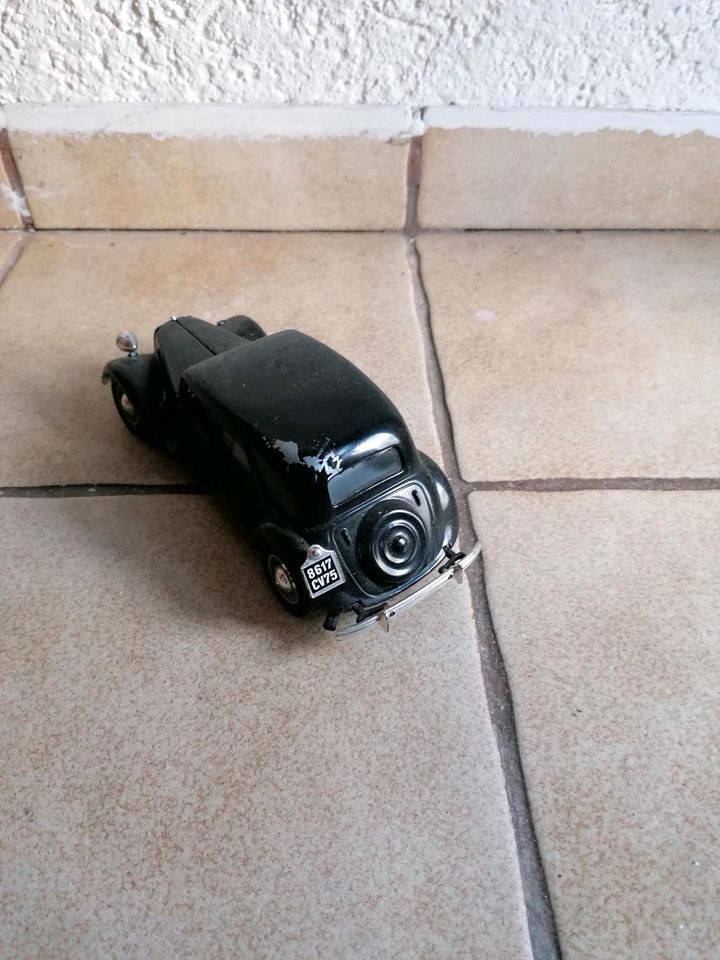 Burago CITROEN TA 15cv 1501 1:24 schwarz Modellauto in Rodalben