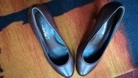 verschied. Damenschuhe Pumps Gr. 37, braun,dunkelbl Leder TAMARIS Thüringen - Schmalkalden Vorschau