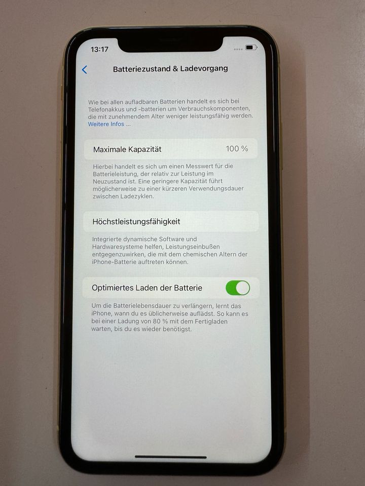 Apple iphone 11 Gelb 64 GB Guterzustand 339 € VB in Berlin