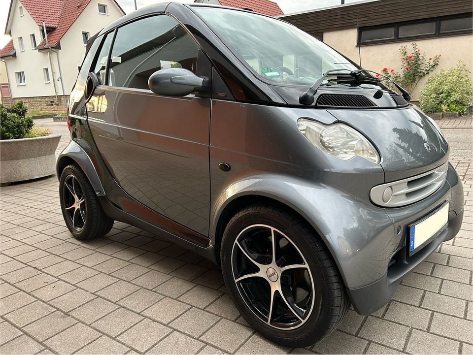 Smart ForTwo Cabrio Passion 61 Ps Tüv 02/2026 in Knittlingen