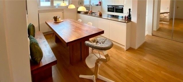 Who’s perfect Teak Holz Tisch massiv sehr guter Zustand Holztisch in Stuttgart