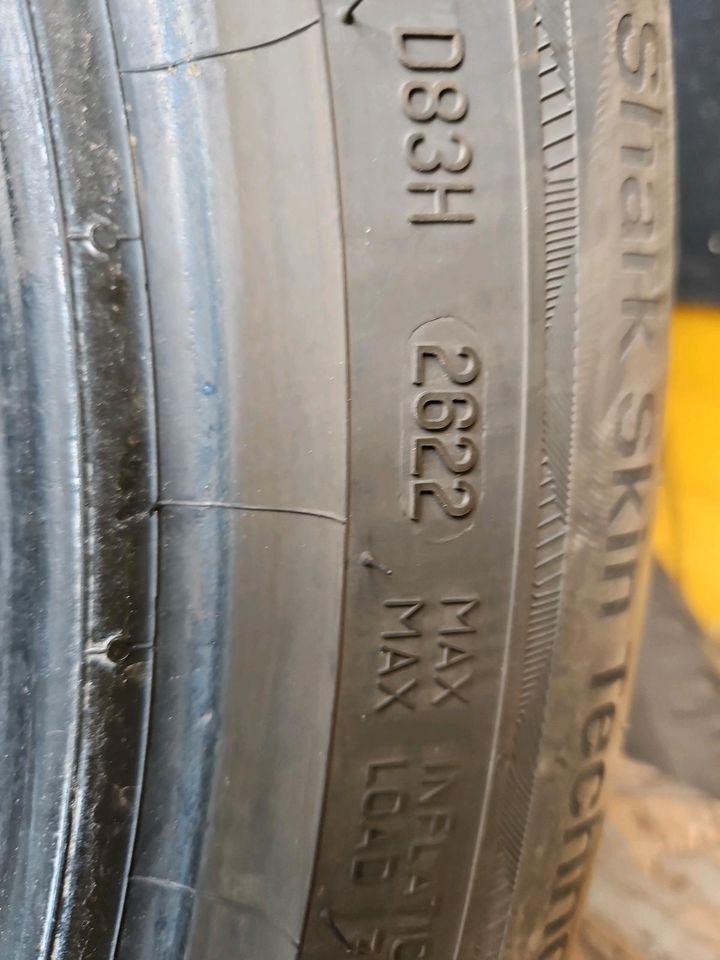 2022 Uniroyal Ganzjahresreifen 4x 215/55 R17 98W XL. 215 55 17 in Sindelfingen